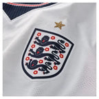 Equipación local de Inglaterra 2026