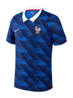 Equipación de local de Francia 2026
